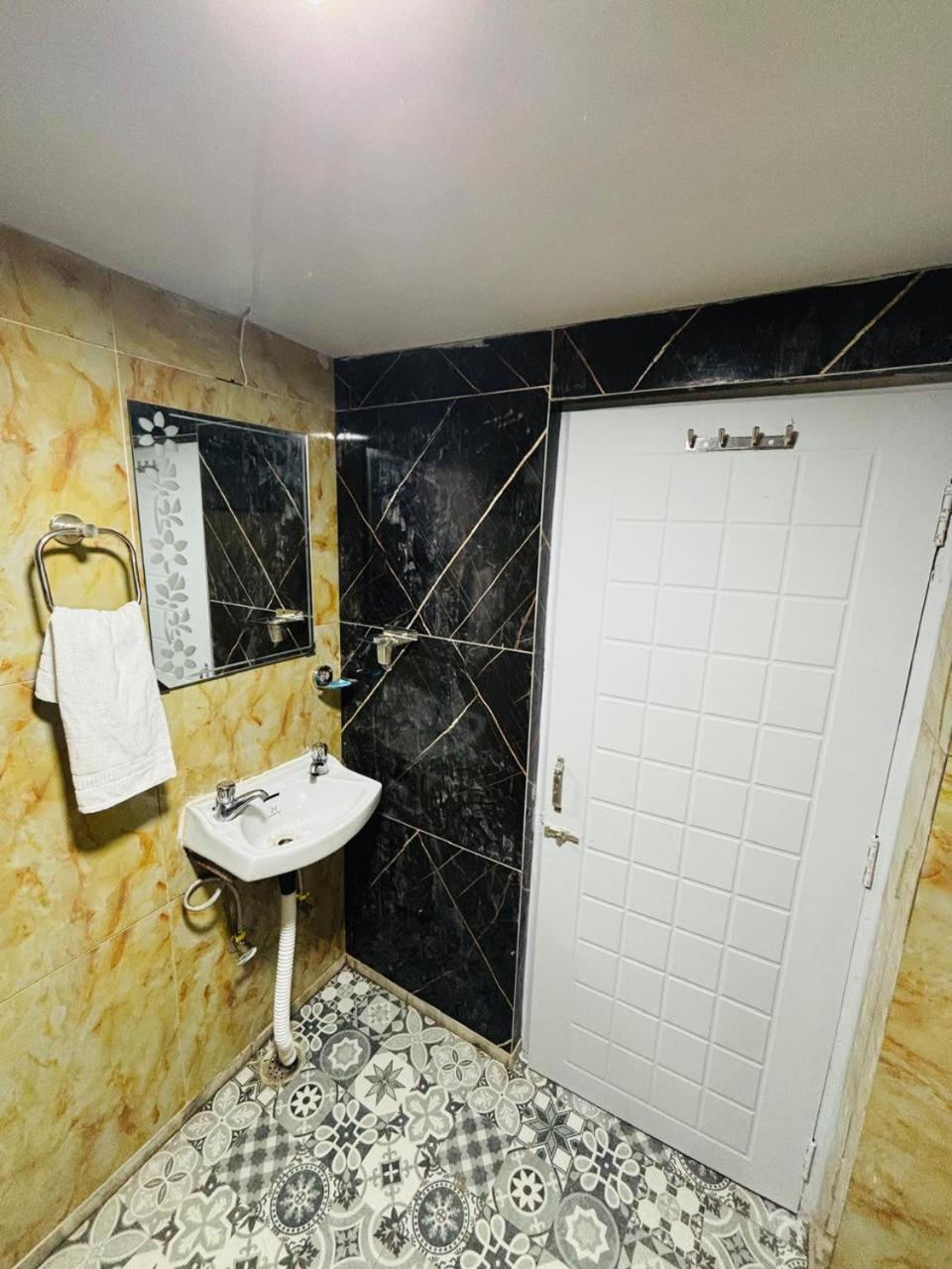 Hotel Amar Mussoorie Exterior photo