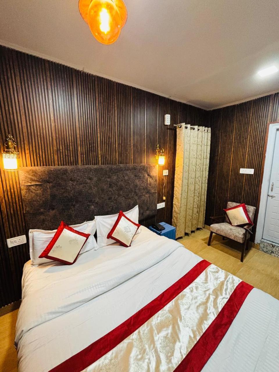 Hotel Amar Mussoorie Exterior photo