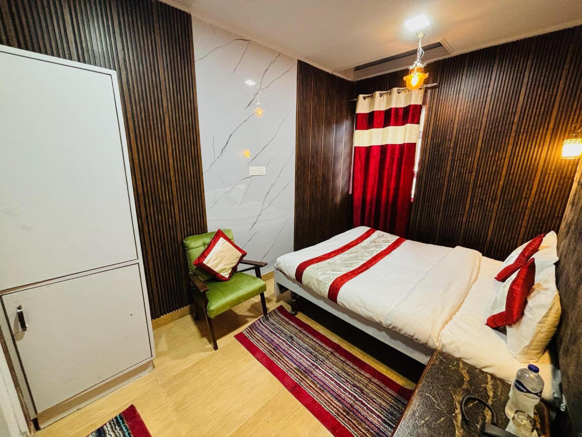 Hotel Amar Mussoorie Exterior photo